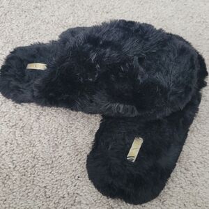 Black Fuzzy Slippers